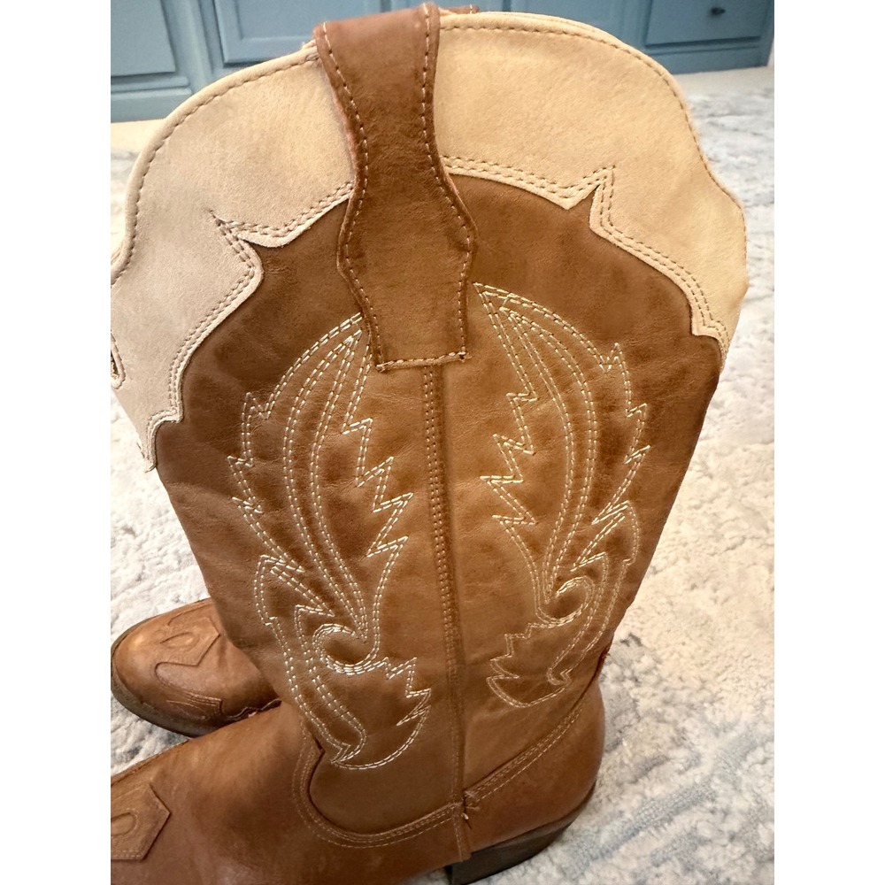Cisco Tan Western Cowboy Boots Women 6M Tall Pointed Toe Embroidered Pull On - Picture 6 of 7